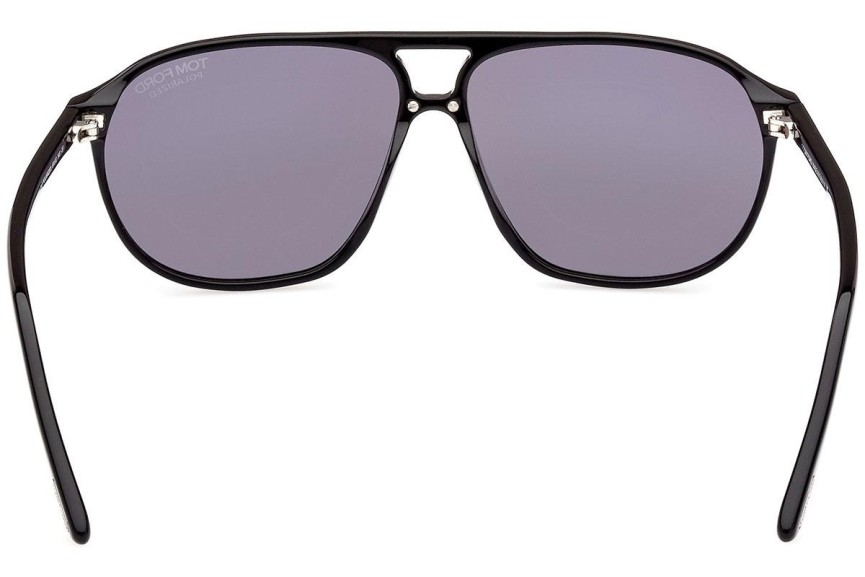 Sunčane naočale Tom Ford FT1026-N 01D Polarized Pilotski Crni