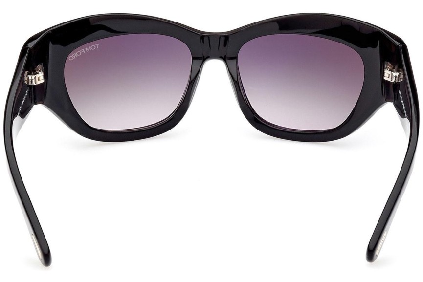 Sunčane naočale Tom Ford Brianna FT1065 01B Cat Eye Crni