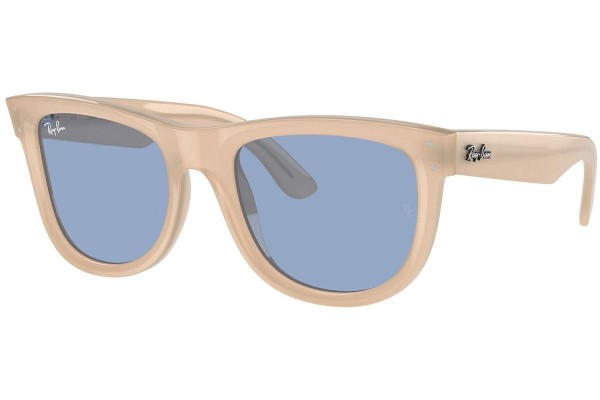 Sunčane naočale Ray-Ban Wayfarer Reverse RBR0502S 678072 Kvadratni Bež